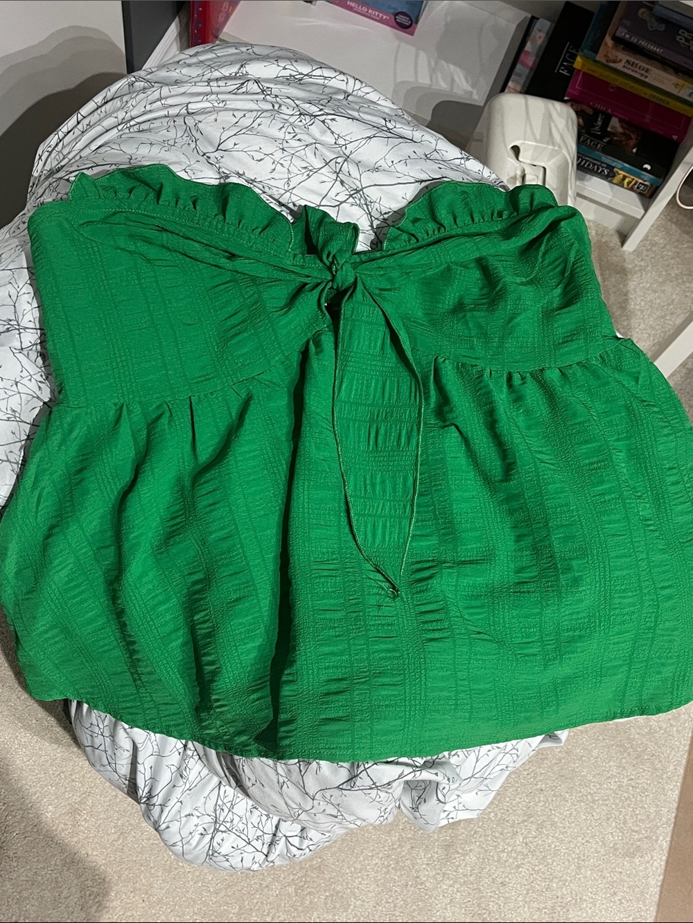 3/$15 SHEIN Green Smocked Strapless Tie-Front top